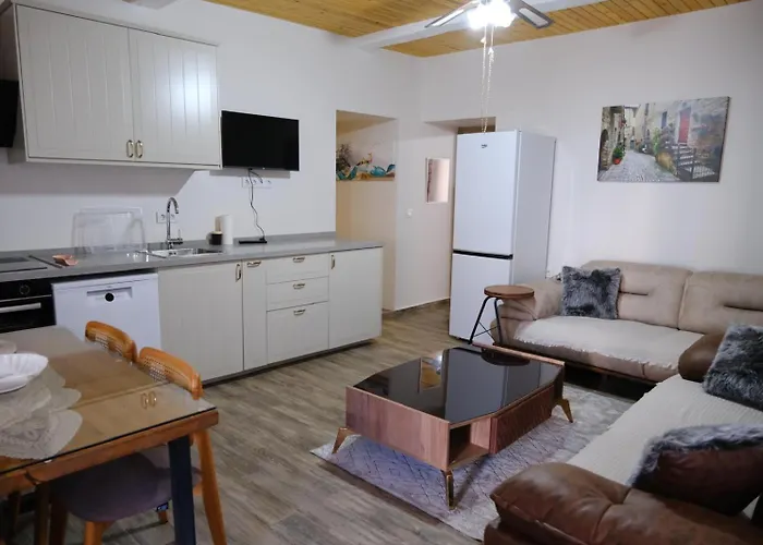 Hacımemiş Alaçatı Daire Çeşme